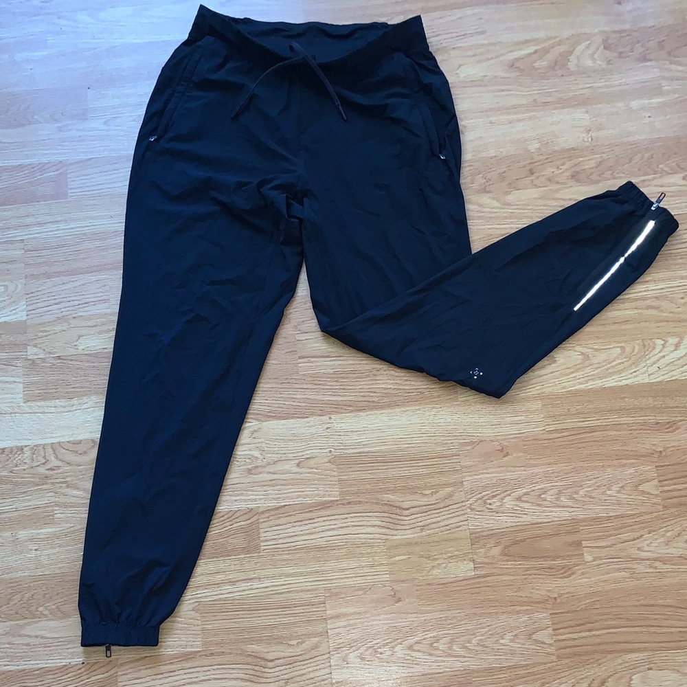 Lululemon Jogger Pants with Reflective Detail